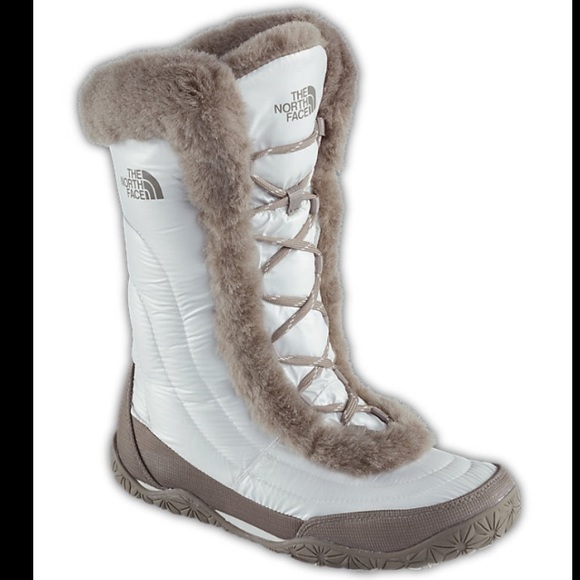The North Face Shoes - WOMEN'S NUPTSE FAUX FUR IV Sz 7.5 Shiny Moon/White